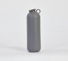 Load image into Gallery viewer, Flugen Vase
