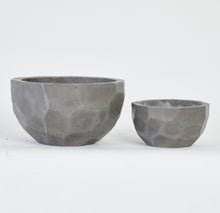 Load image into Gallery viewer, Geo Concrete Bowl Set Planters
