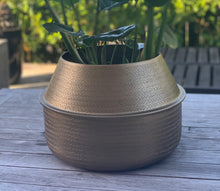 Load image into Gallery viewer, Harira Woven Planter