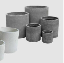 Load image into Gallery viewer, Riverstone Tub Planter