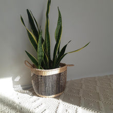Load image into Gallery viewer, Carnastar Seagrass Basket
