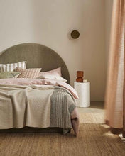 Load image into Gallery viewer, Cadiz Rug - Natural
