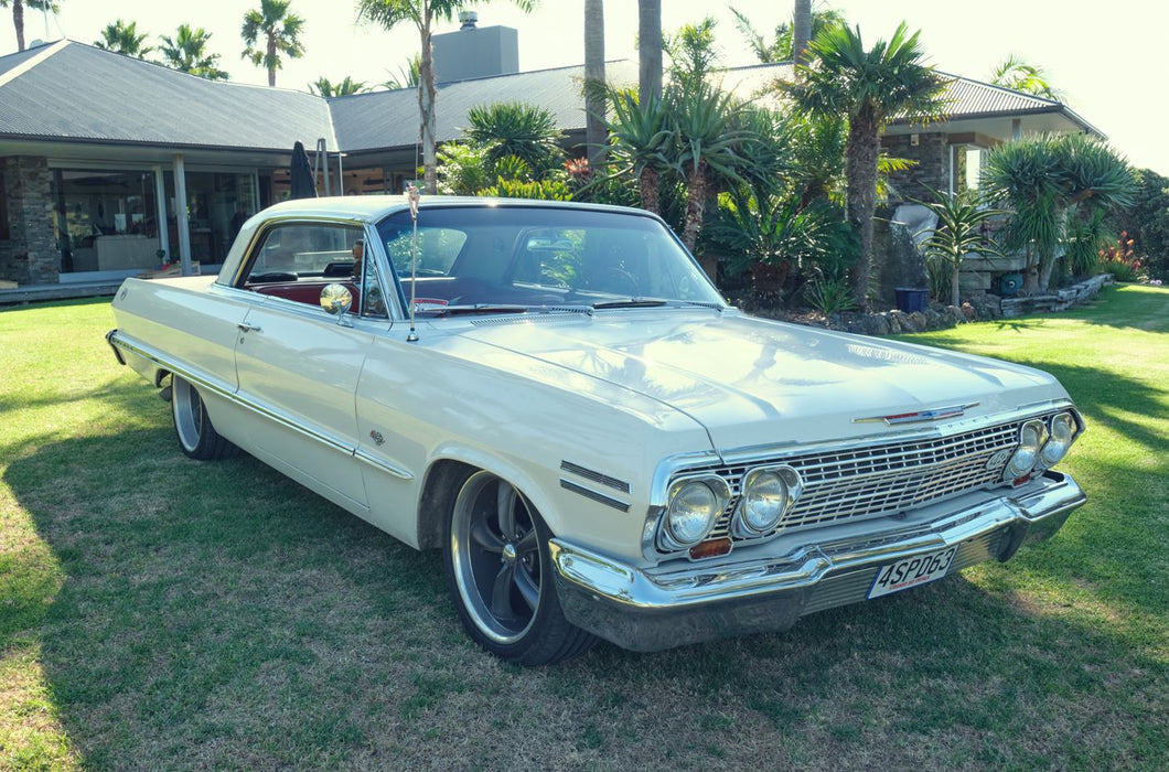 Chevy Impala 1963 White (Hire Price & Pickup Only)